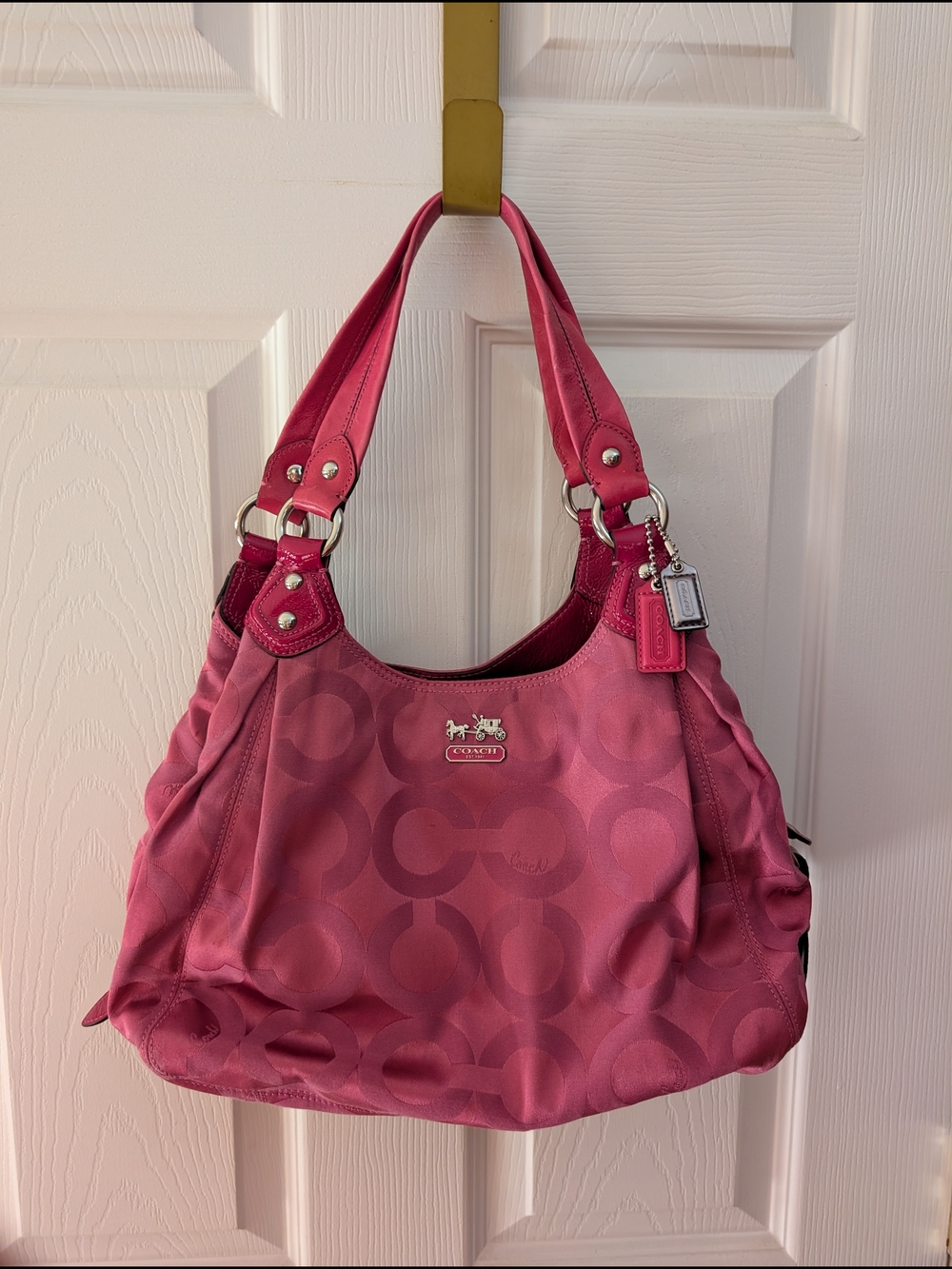 Coach Madison Op Art Maggie hobo bag hot pink jacquard fabric Y2K Rare Purse